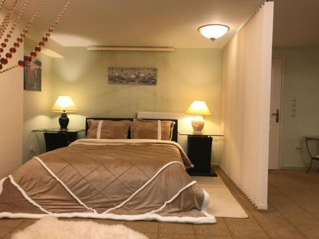 Wonderful Playroom Apartment Athens Exterior photo